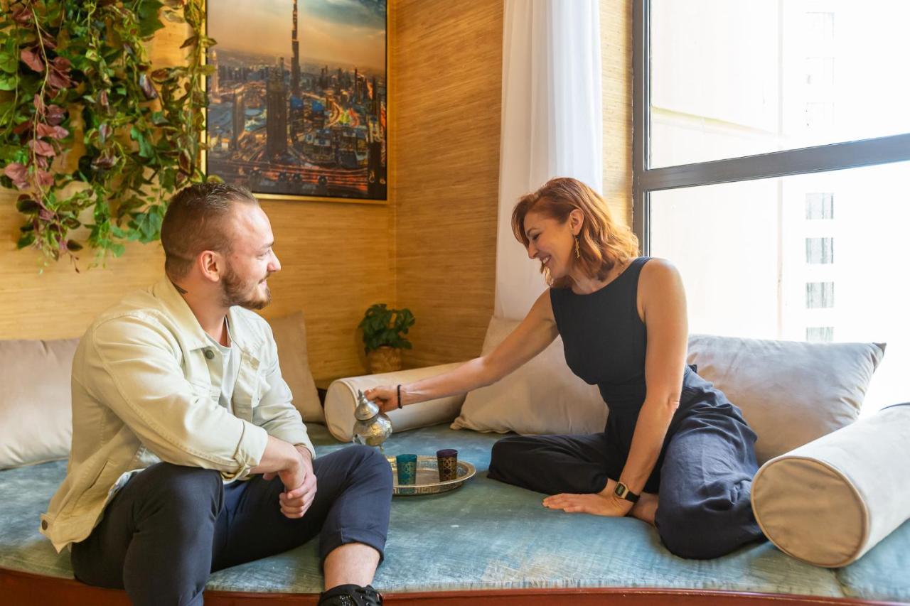 Homestar Deluxe Jbr Meditation & Wellness Hostel ドバイ エクステリア 写真