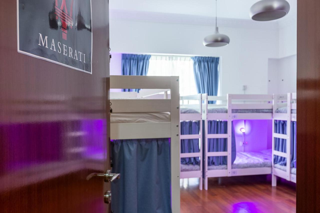 Homestar Deluxe Jbr Meditation & Wellness Hostel ドバイ エクステリア 写真