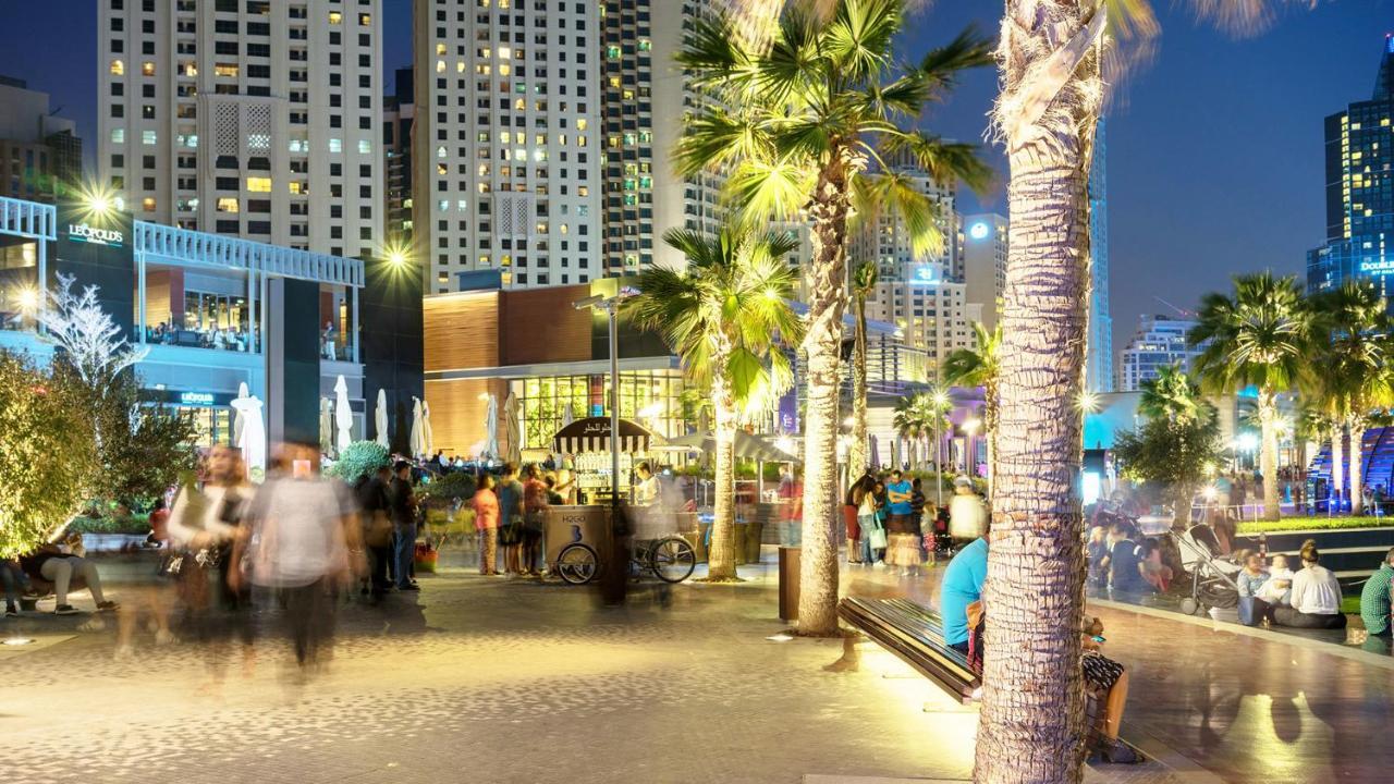 Homestar Deluxe Jbr Meditation & Wellness Hostel ドバイ エクステリア 写真