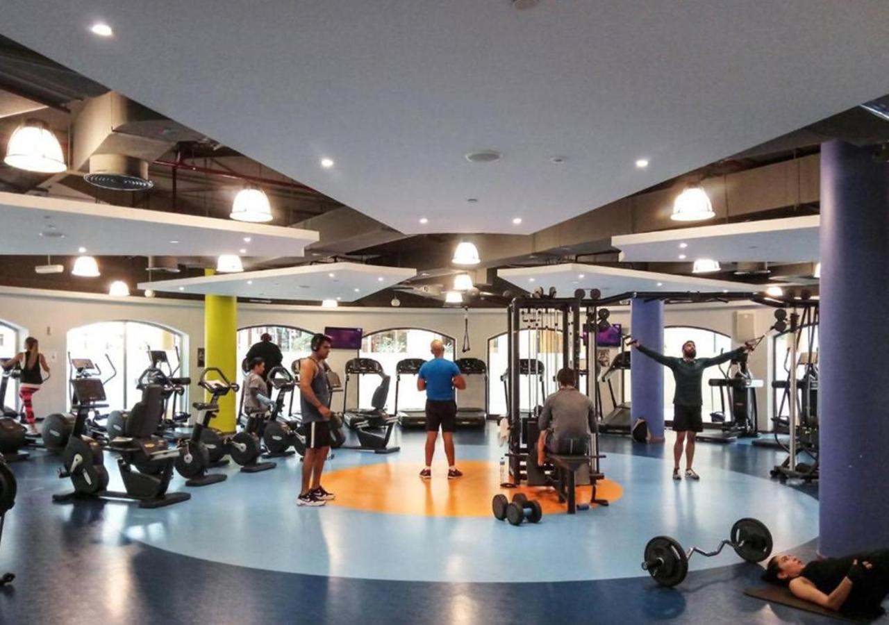 Homestar Deluxe Jbr Meditation & Wellness Hostel ドバイ エクステリア 写真