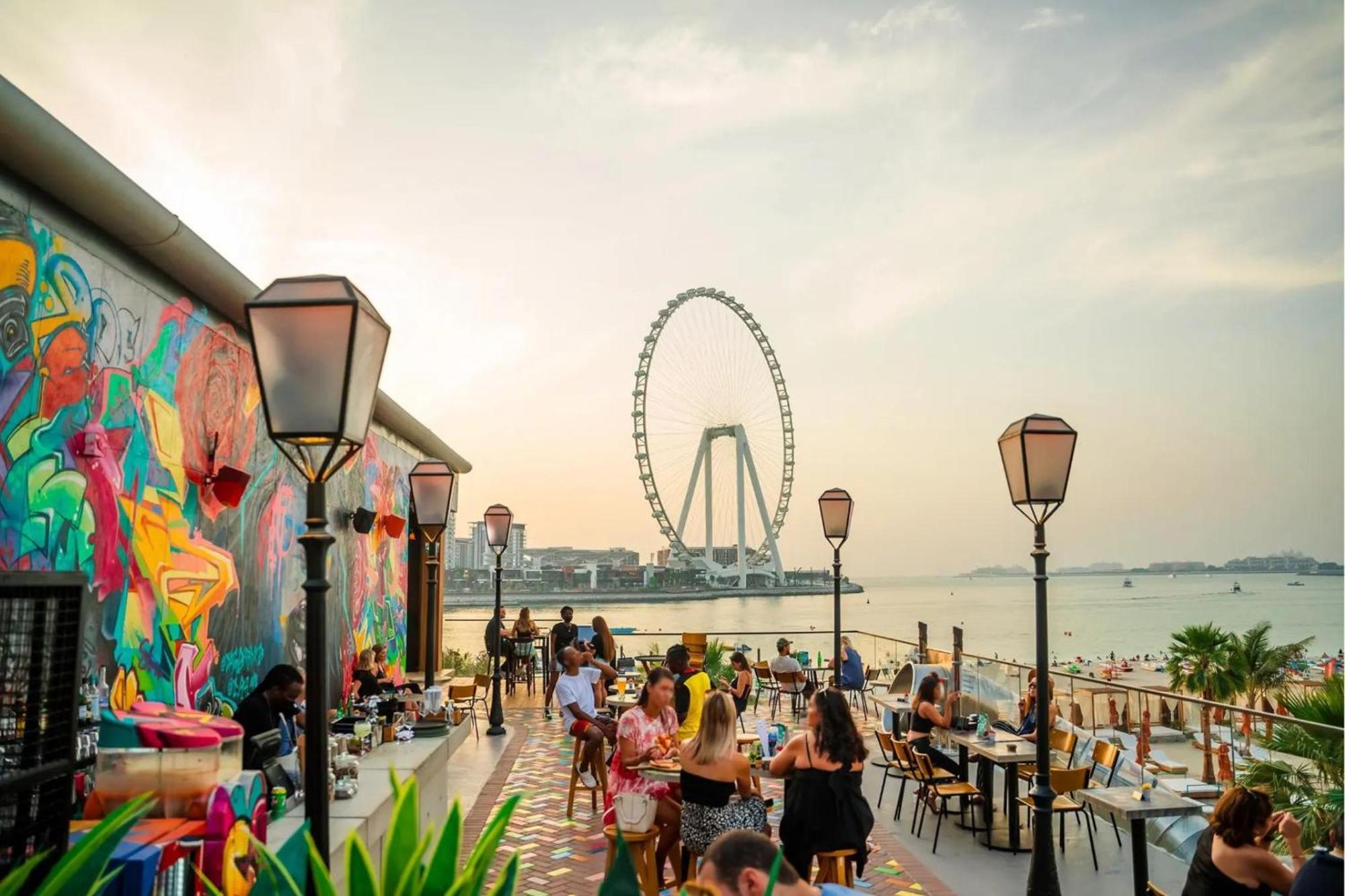Homestar Deluxe Jbr Meditation & Wellness Hostel ドバイ エクステリア 写真